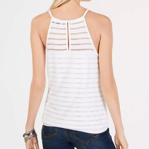 💕 I.N.C international white sleeveless halter top size small 💕 - Picture 4 of 4